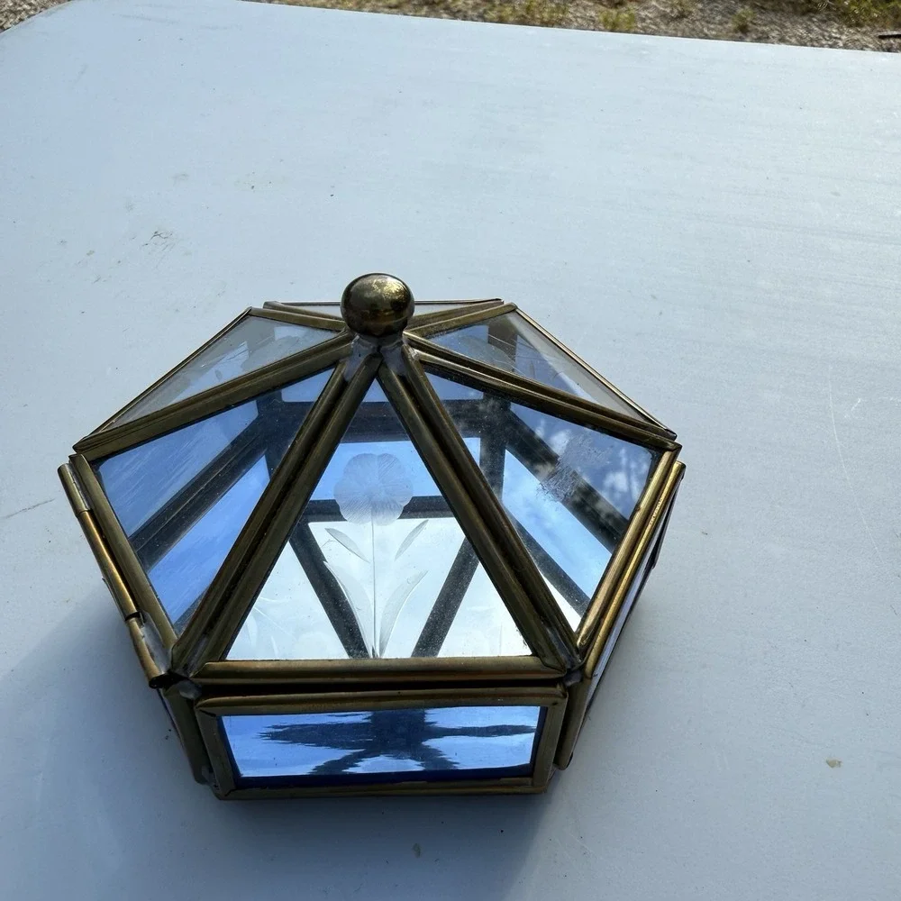 Brass Etched Glass Tabletop Trinket Box Display Case Via‎ Vermont Mexico